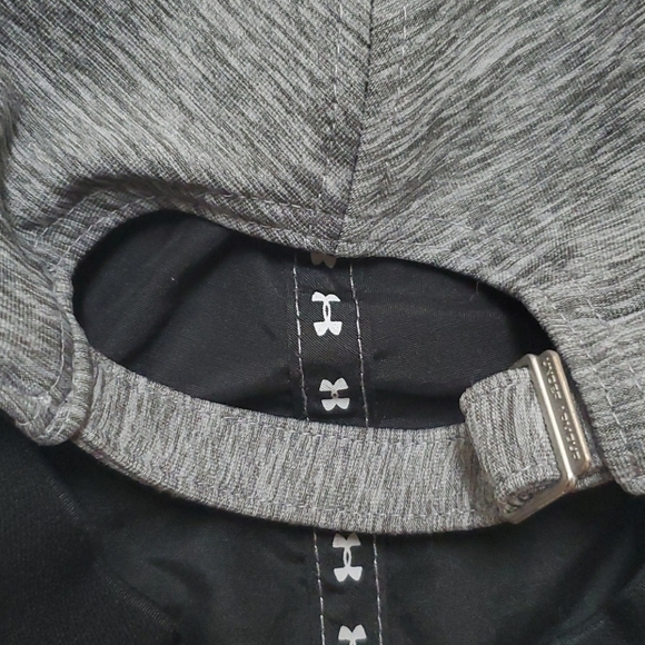 Under Armour Women's Renegade Twist Cap - Picture 5 of 8